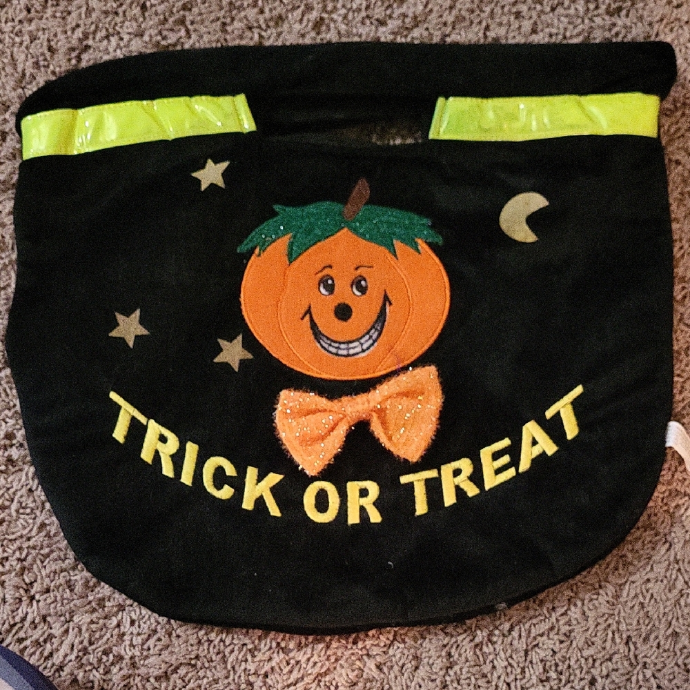 Kids Halloween Trick or Treat Bag - Black and Yellow
